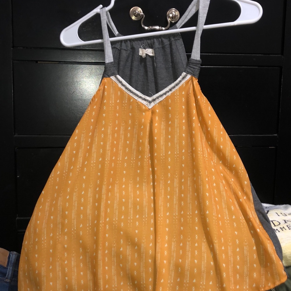 yellow tank
